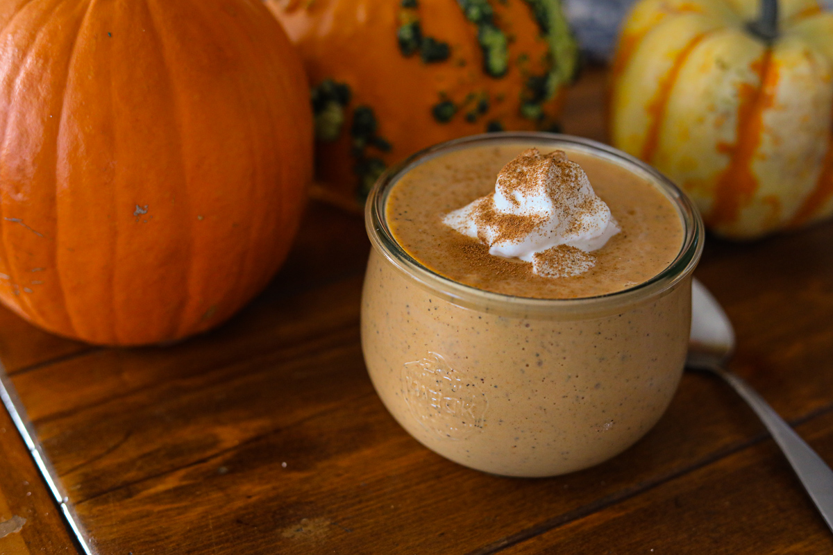 pumpkin pie smoothie-2 pumpkin pie smoothie-2