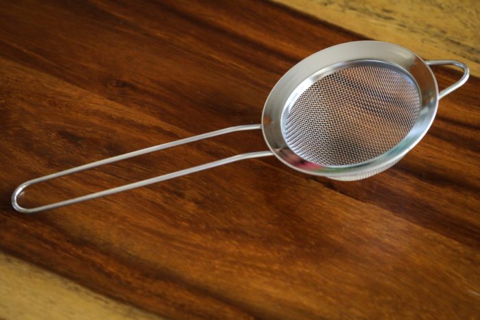 Stainless Steel Strainer - Image 2