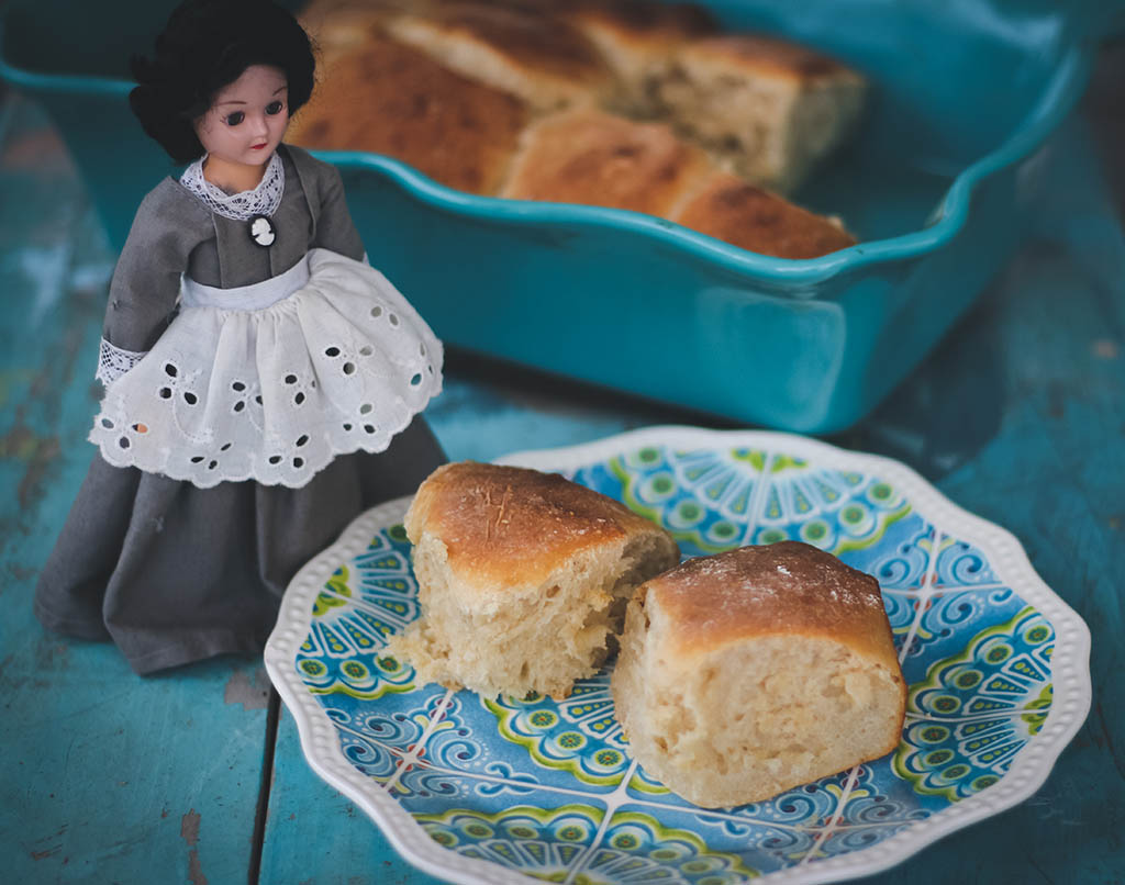 Sally Lunn rolls sourdough