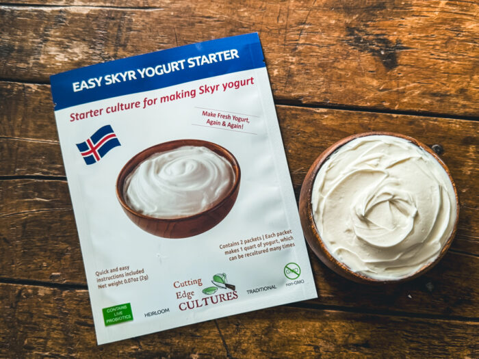 Easy Skyr Yogurt Starter