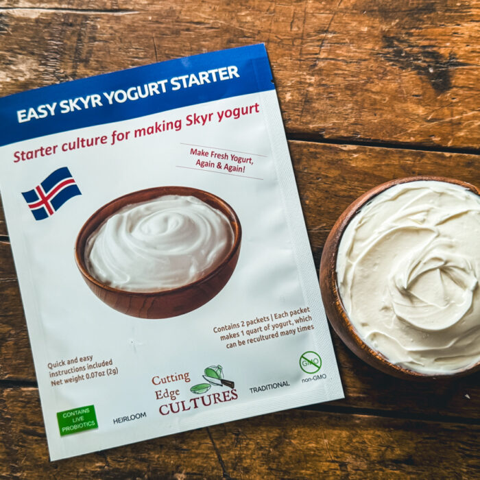 Easy Skyr Yogurt Starter