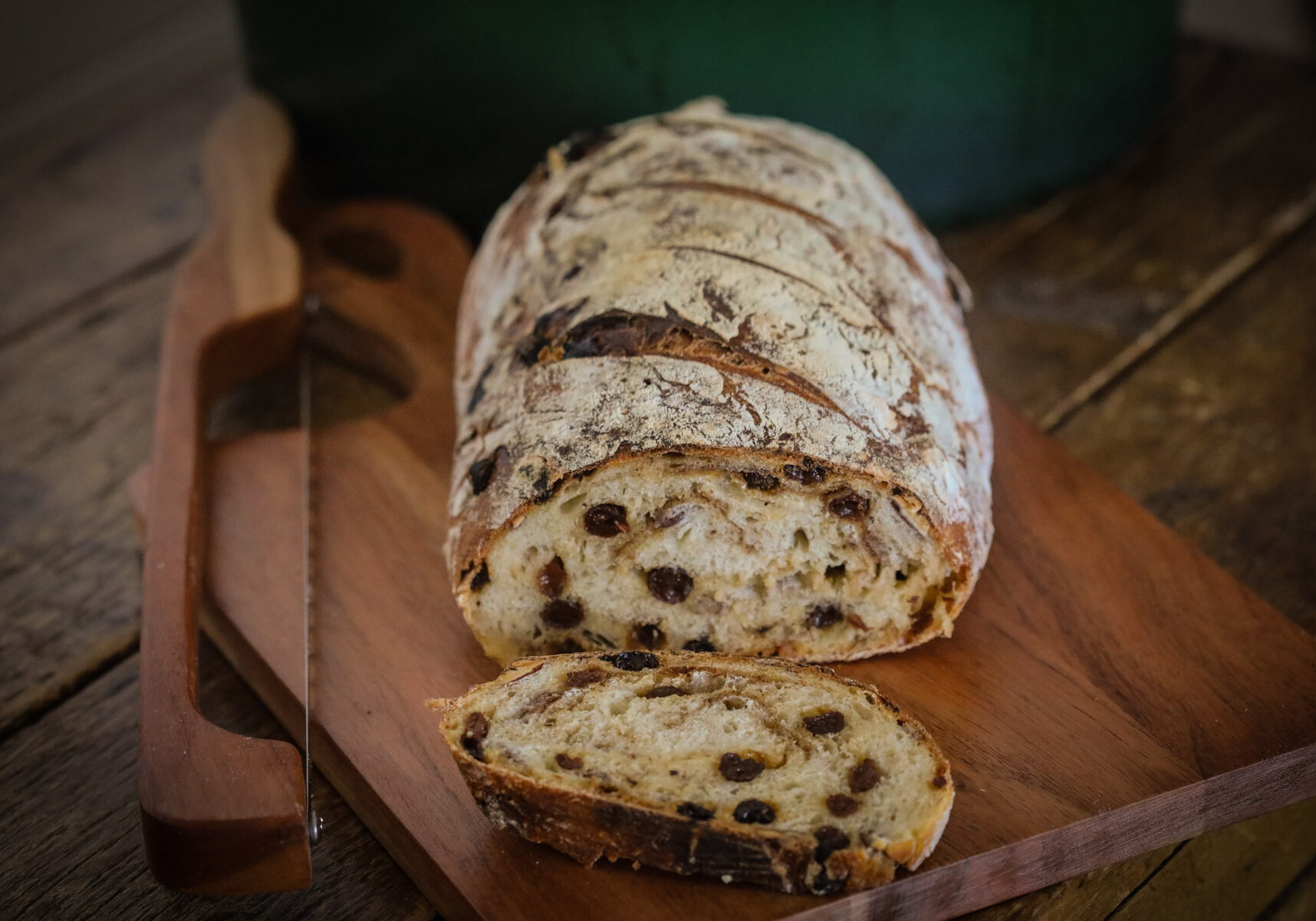 Raisin Pecan SourdoughH-2